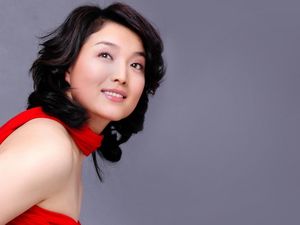 【白雪】_最新白雪好听的歌曲_MV_资料图片